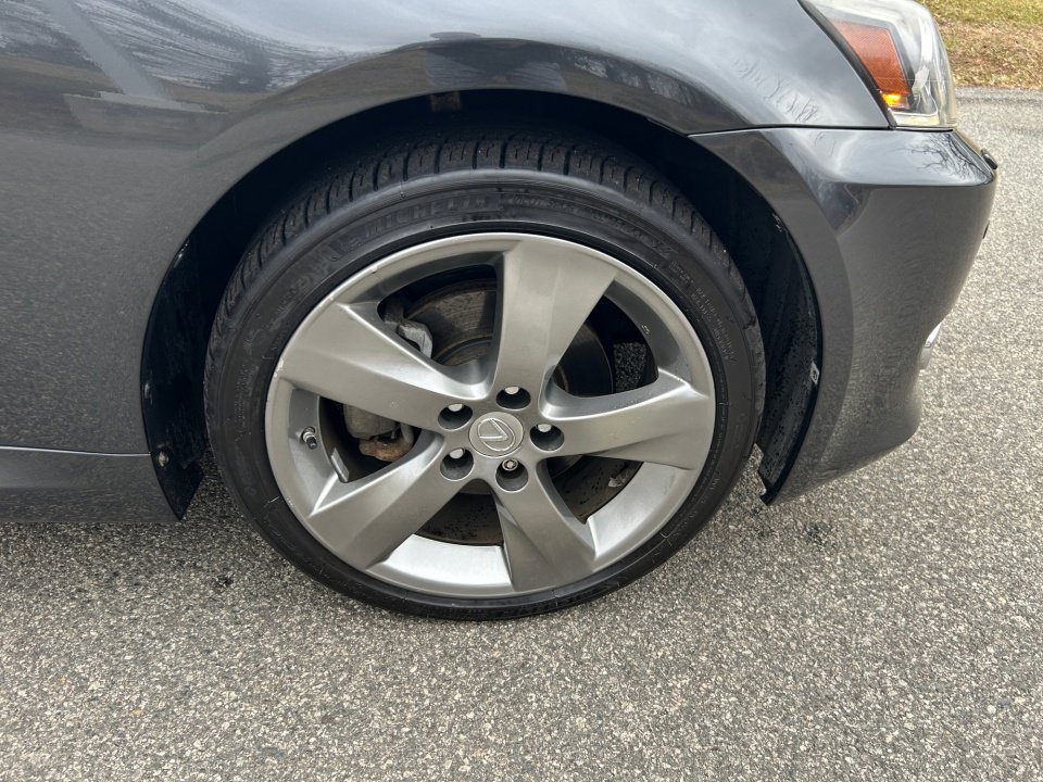 Used 2011 Lexus IS 250C w/ Luxury Pkg image 29