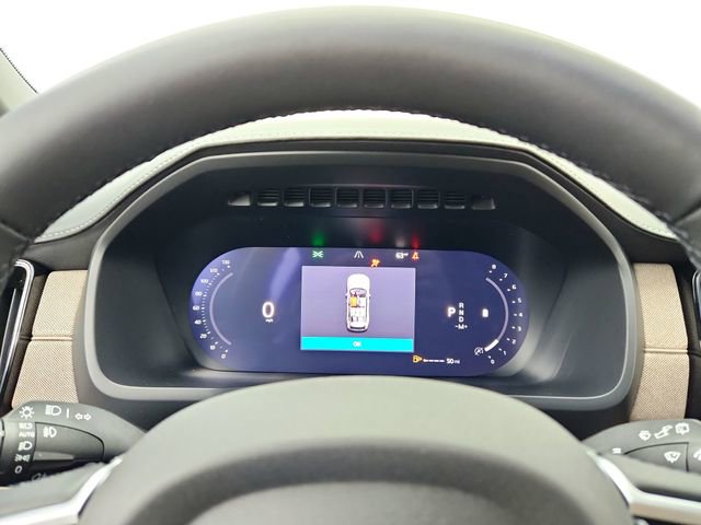 New 2026 Volvo XC90 B6 Plus w/ Protection Package Premier image 24