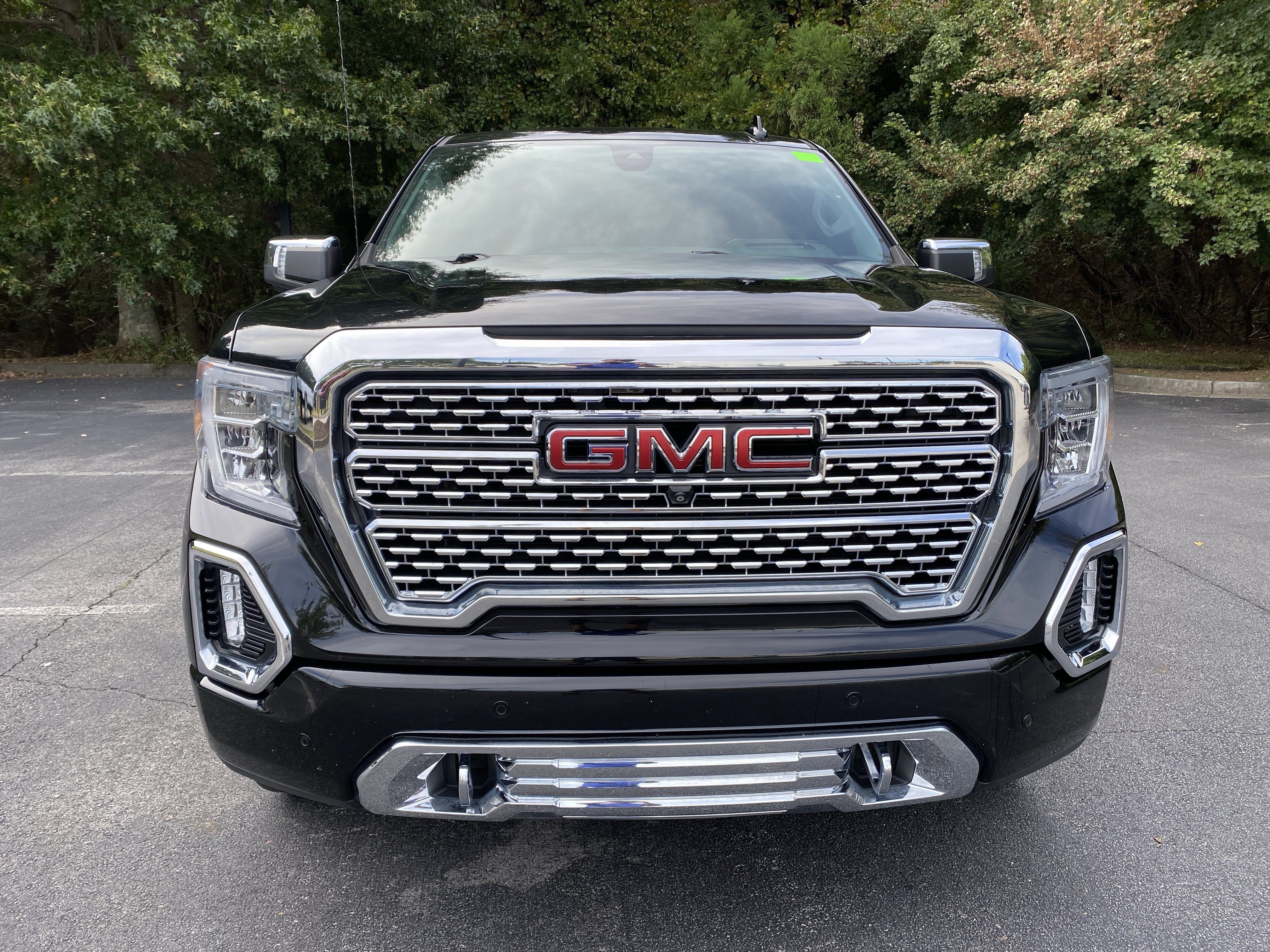 Used 2019 GMC Sierra 1500 Denali w/ Denali Ultimate Package AWD/4WD image 3