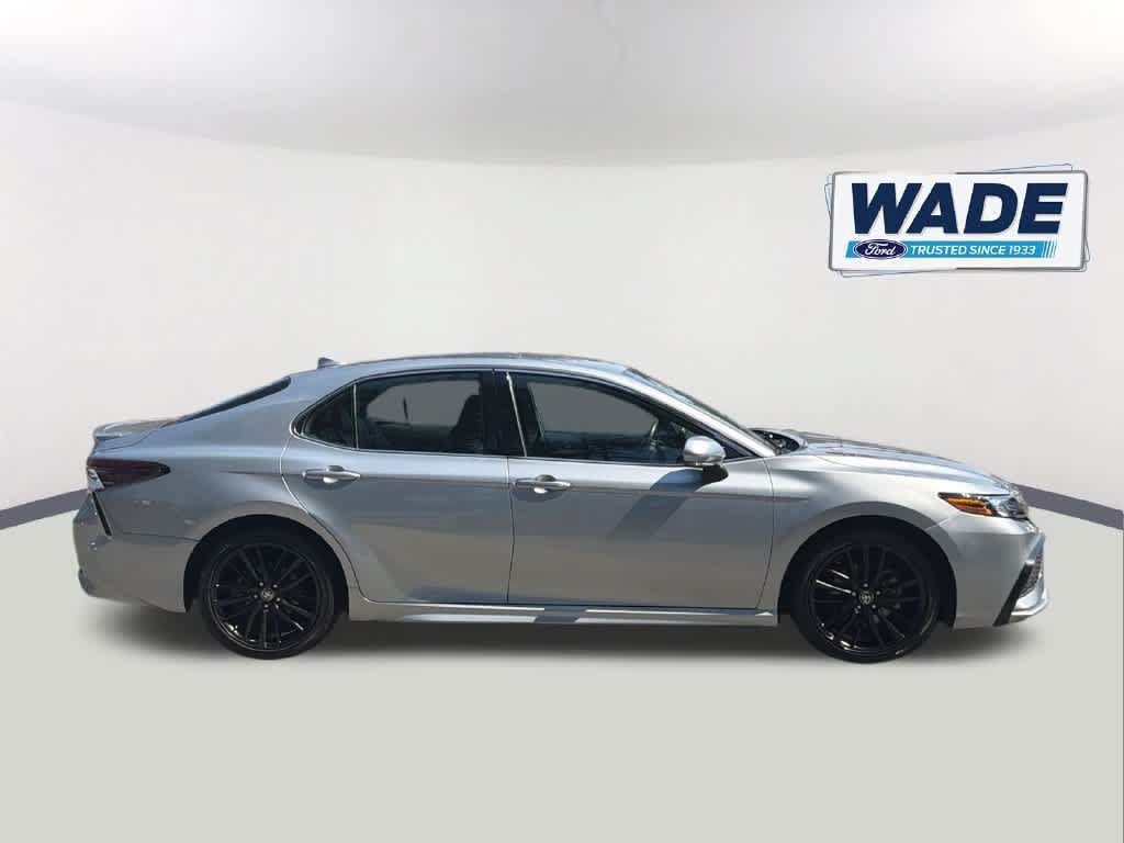 Used 2022 Toyota Camry XSE FWD image 4