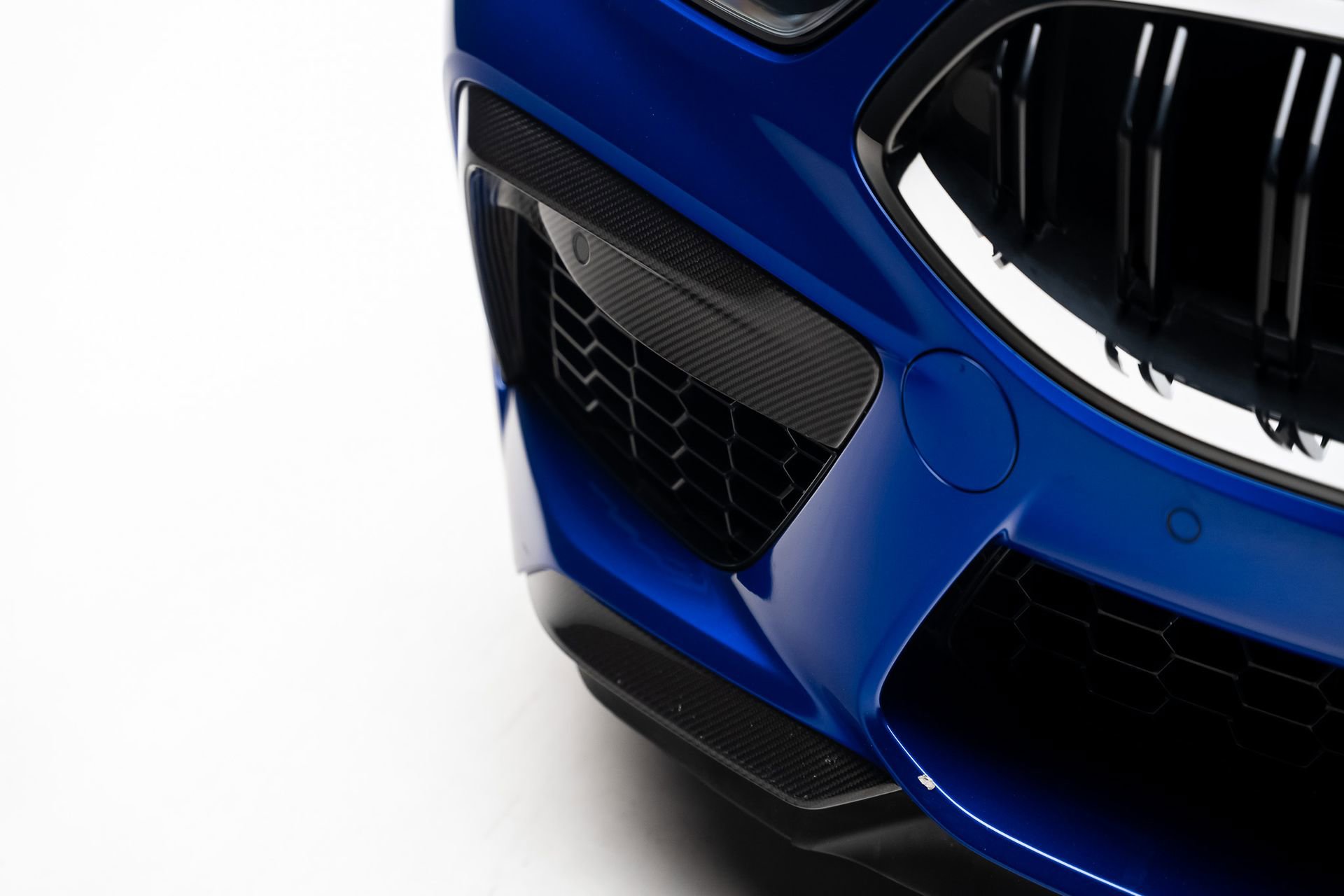 Used 2023 BMW M8 Competition w/ M Carbon Exterior Package image 17