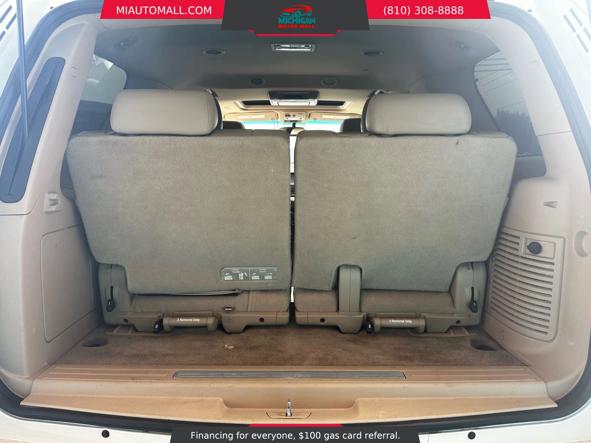 Used 2013 Cadillac Escalade Premium AWD/4WD image 28