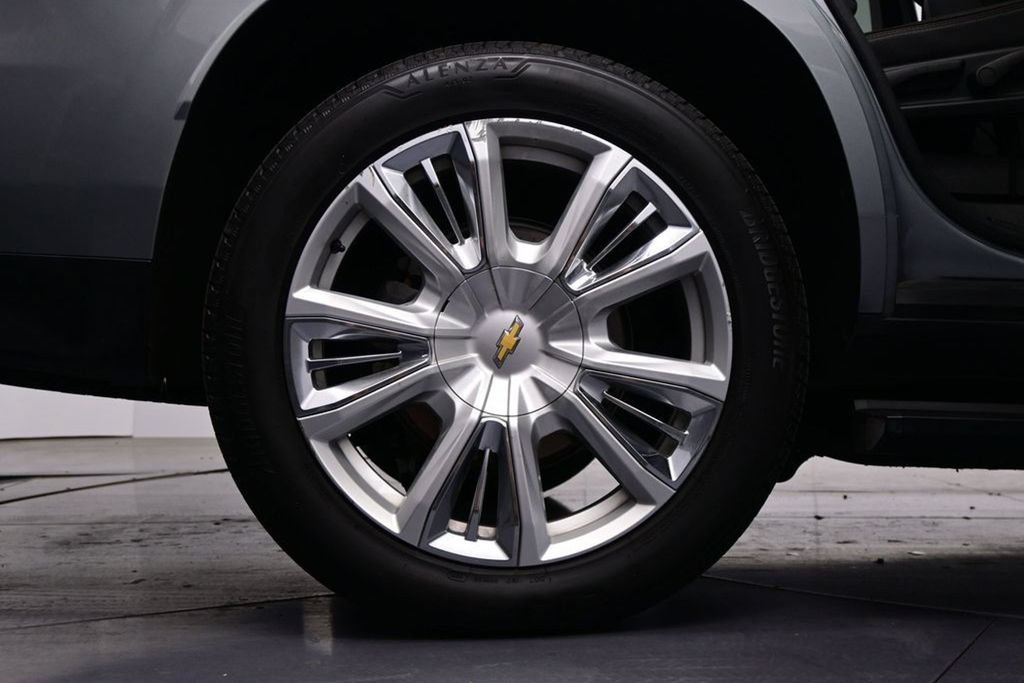 Used 2024 Chevrolet Tahoe High Country AWD/4WD image 43