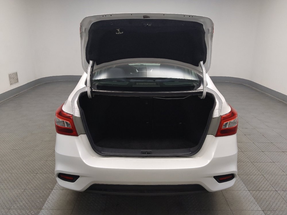 Used 2019 Nissan Sentra SV w/ Special Edition Package FWD image 29