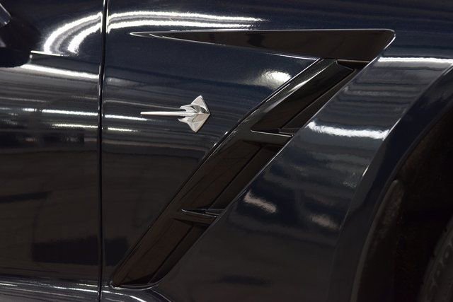 Used 2016 Chevrolet Corvette Stingray Z51 w/ Battery Protection Package image 17