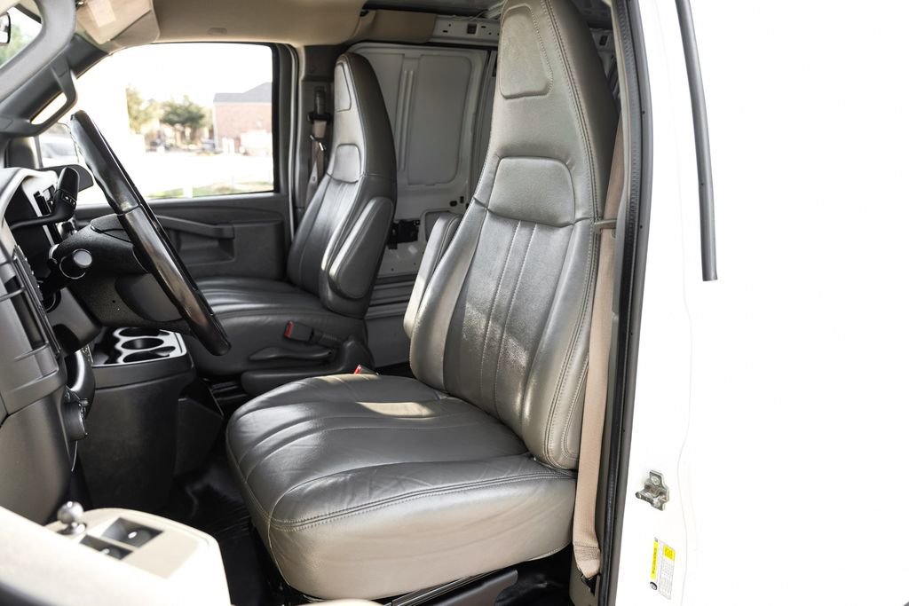 Used 2022 Chevrolet Express 2500 Extended w/ Driver Convenience Package image 29