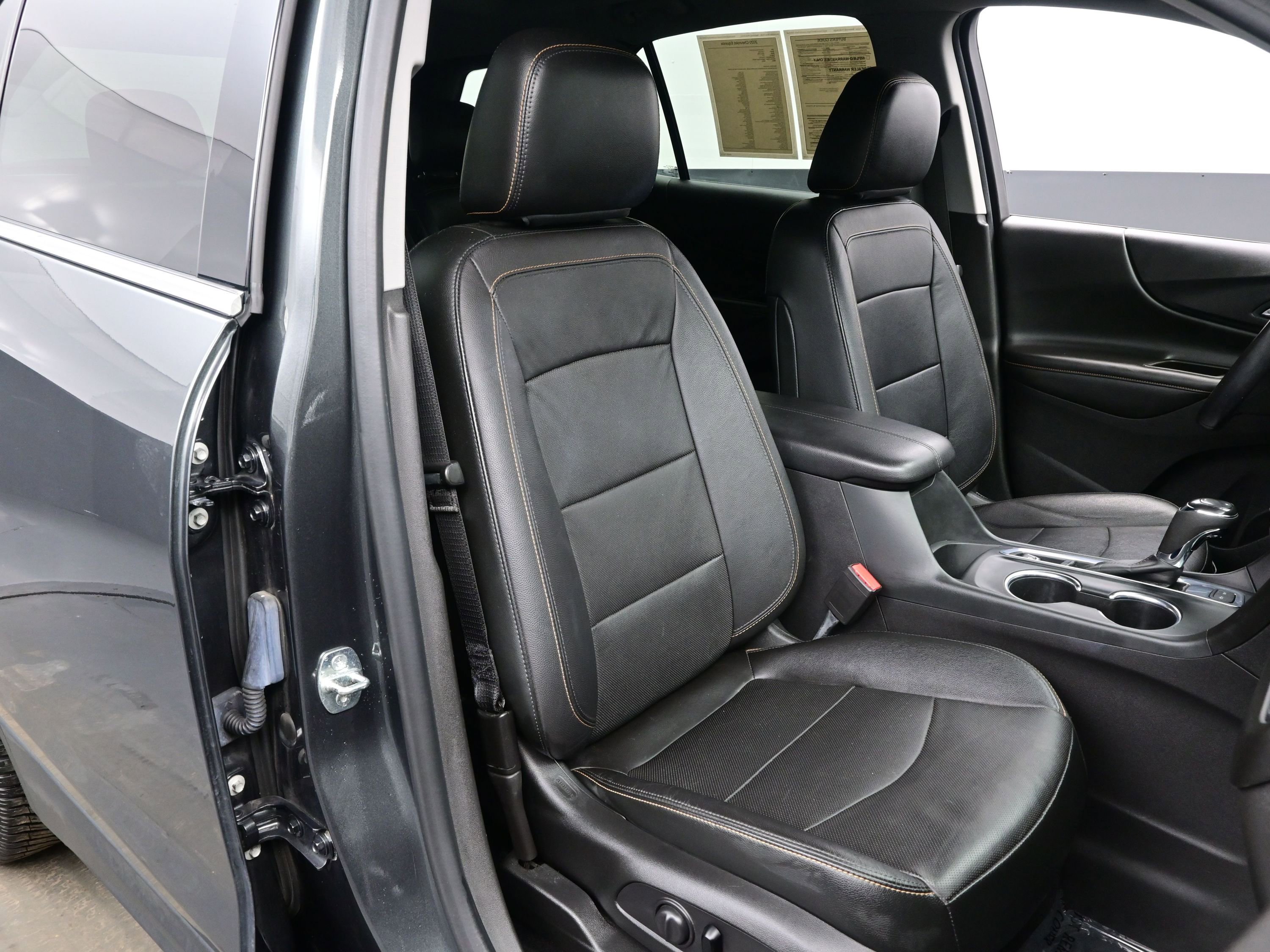 Used 2020 Chevrolet Equinox Premier image 14