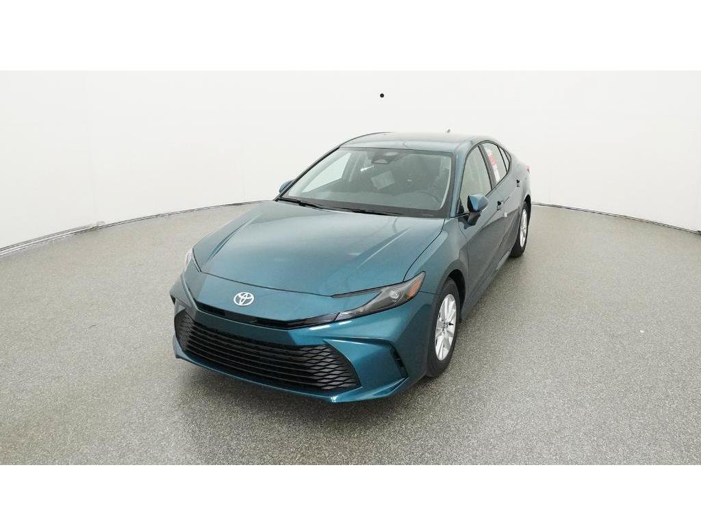 Used 2025 Toyota Camry LE FWD image 22