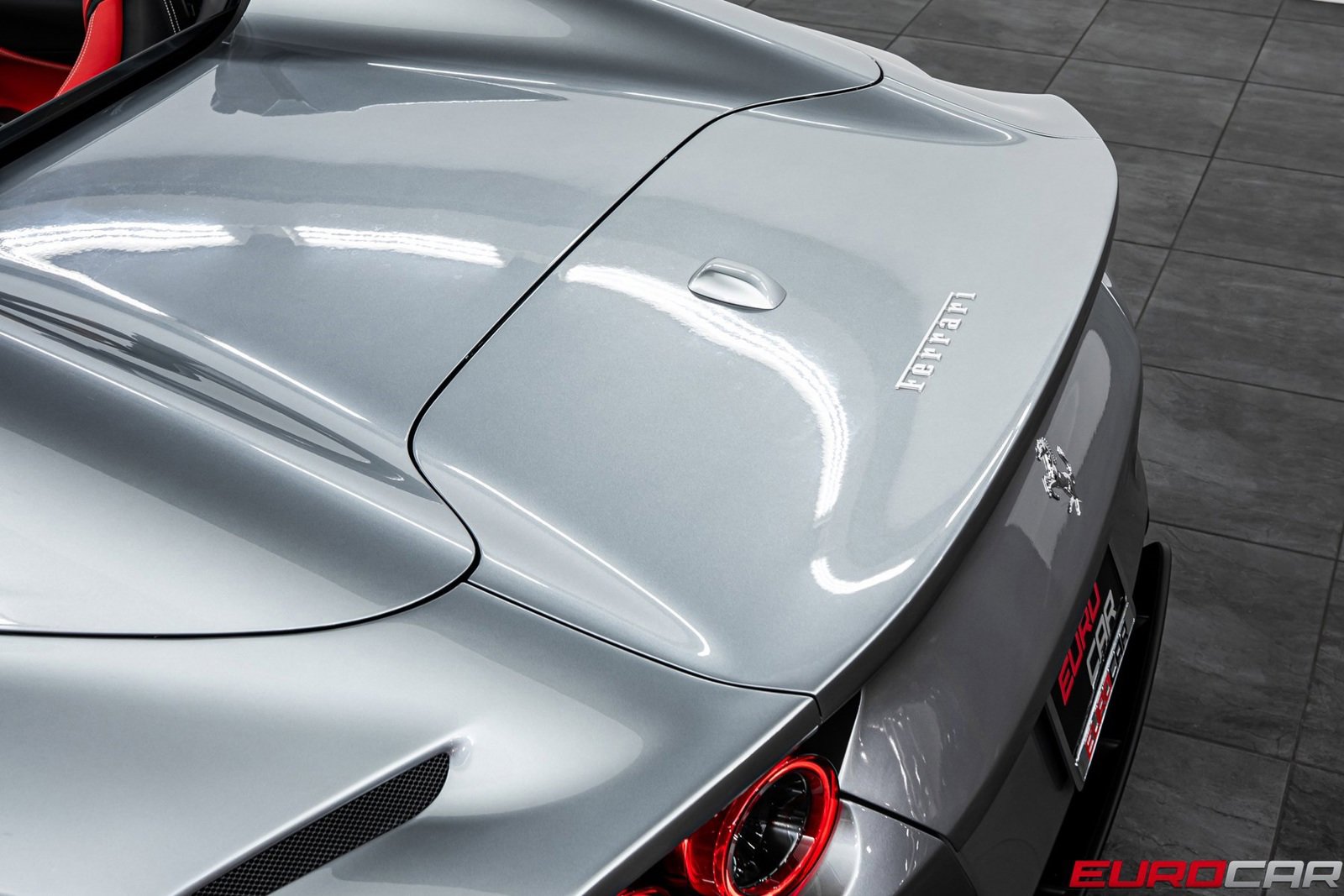 Used 2022 Ferrari 812 GTS image 18