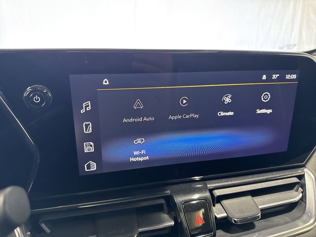 Used 2024 Chevrolet TrailBlazer ACTIV w/ Convenience Package AWD/4WD image 18