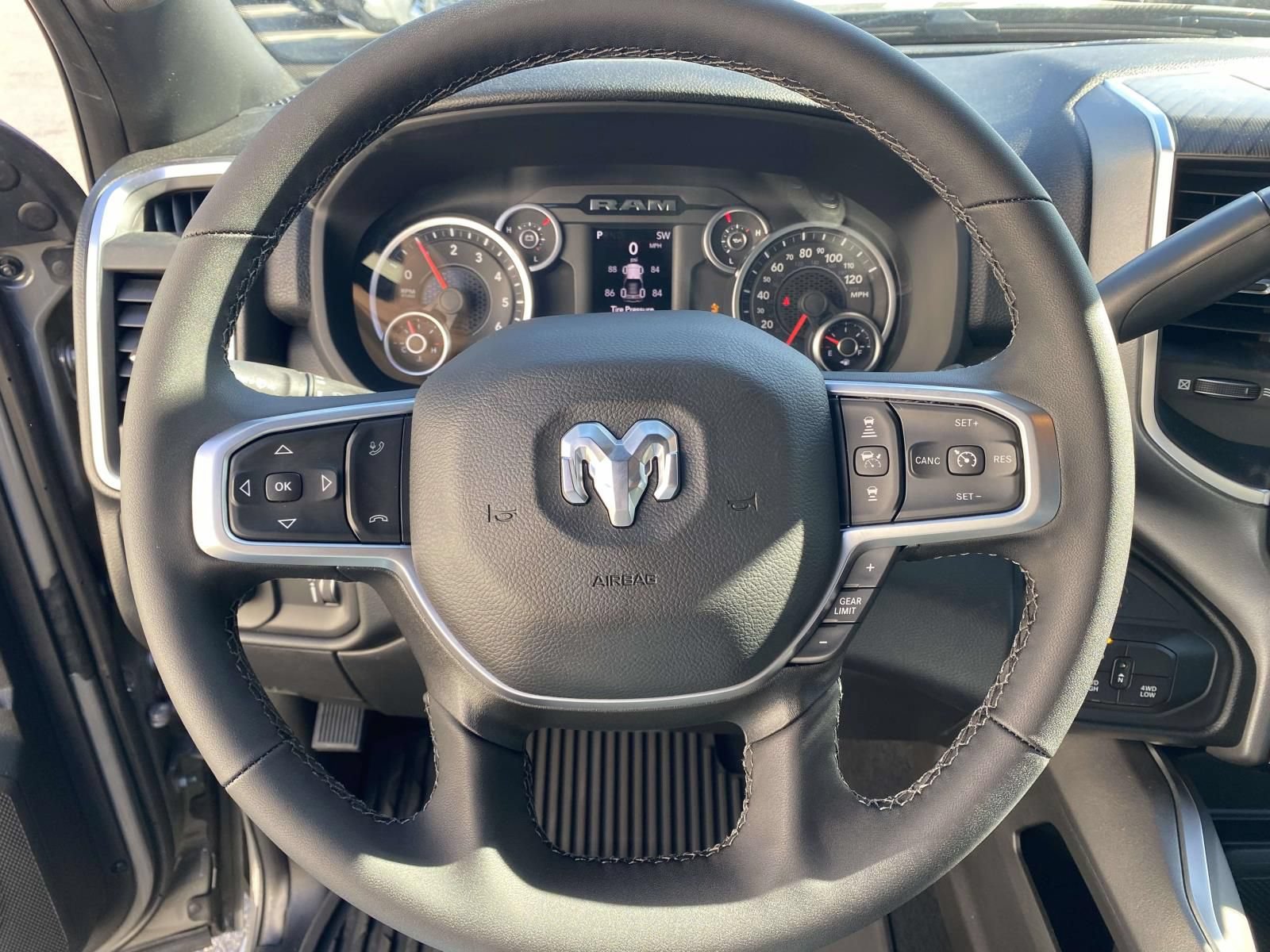 New 2026 RAM 2500 Big Horn AWD/4WD image 20