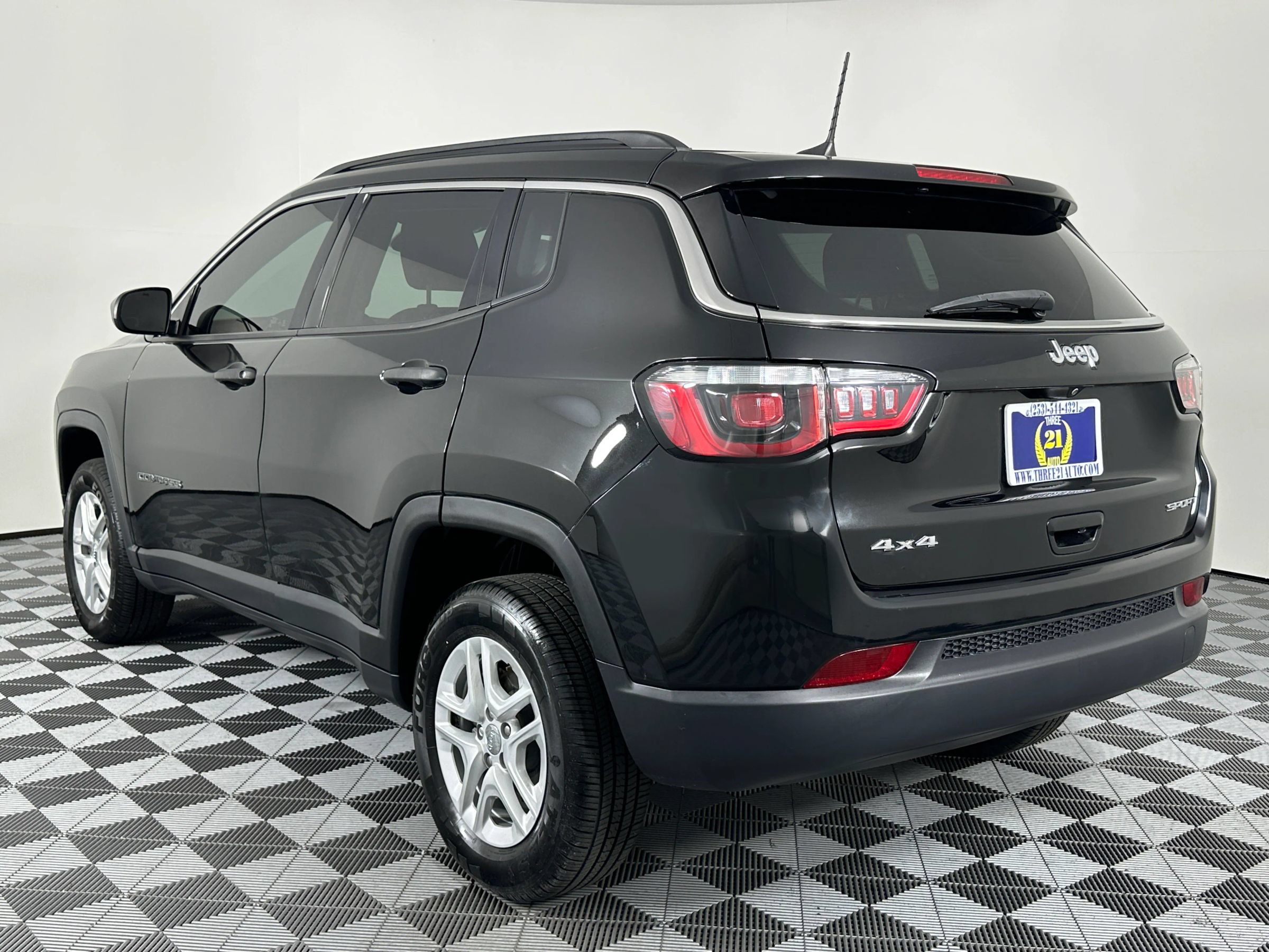 Used 2020 Jeep Compass Sport w/ Cold Weather Group AWD/4WD image 8