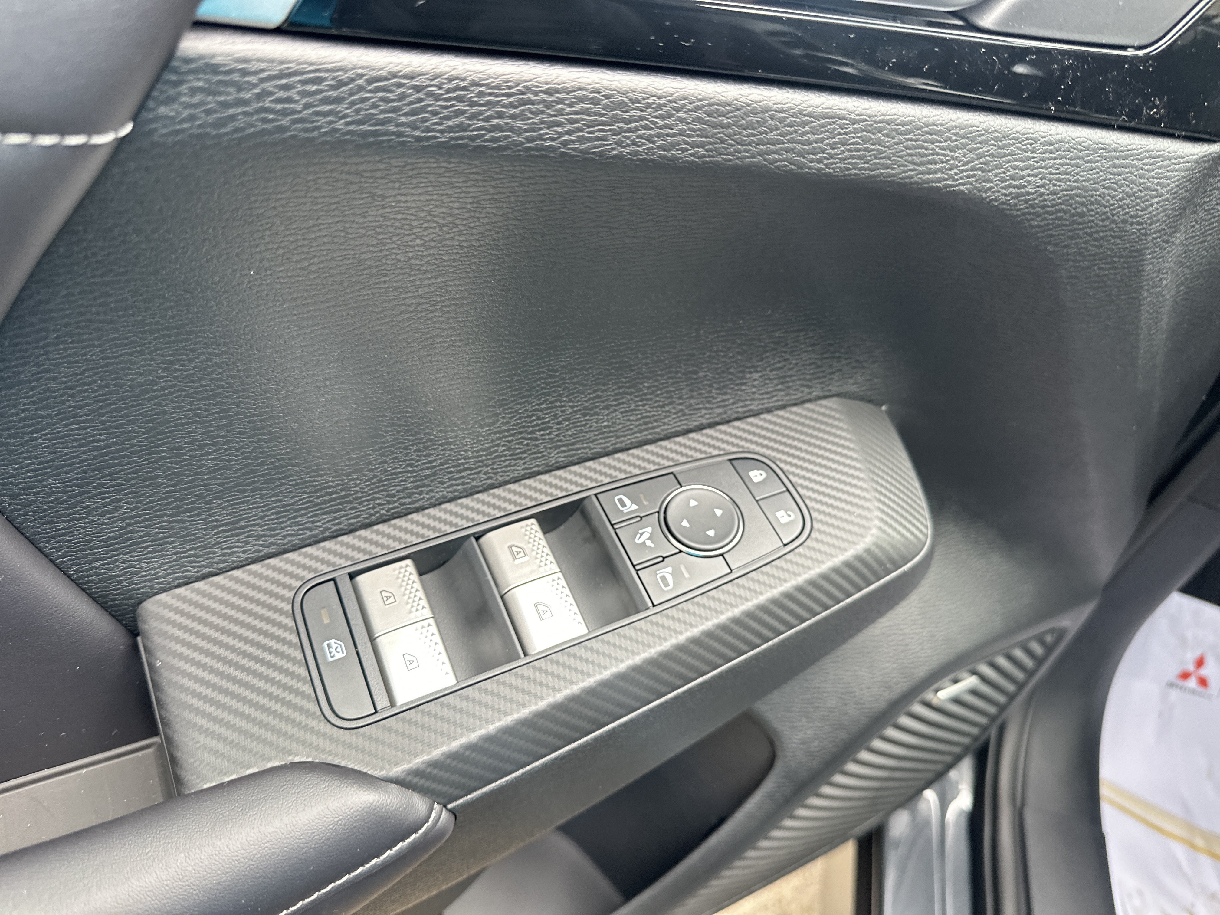 New 2026 Mitsubishi Outlander SE AWD/4WD image 8