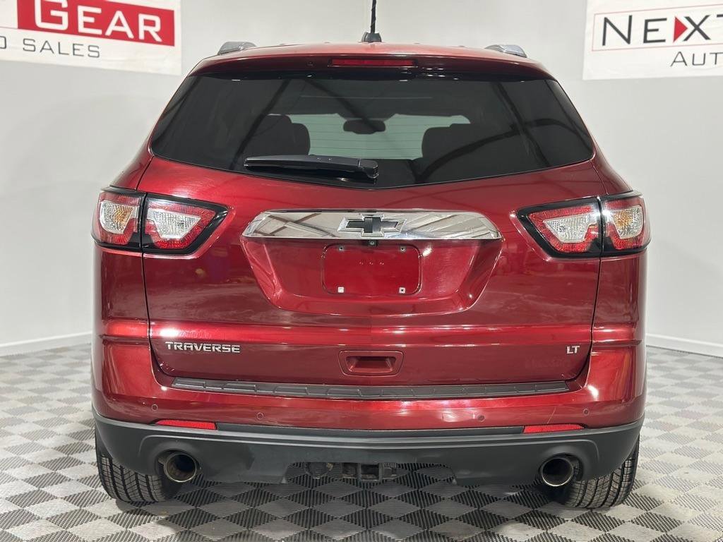 Used 2017 Chevrolet Traverse LT image 9