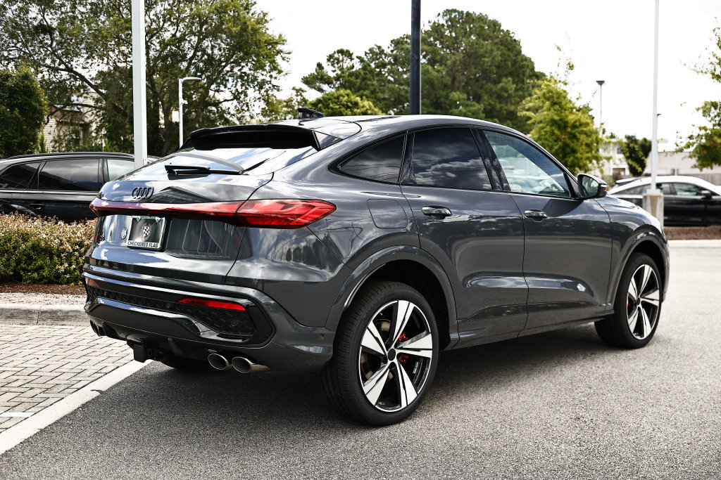 New 2026 Audi SQ5 Prestige AWD/4WD image 7