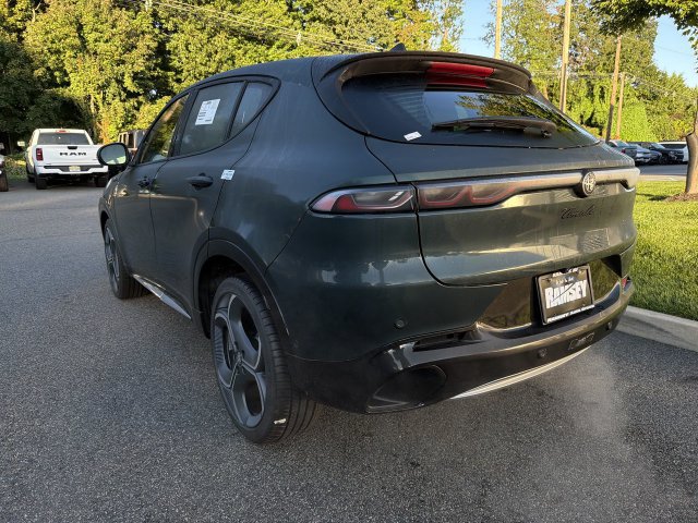 New 2026 Alfa Romeo Tonale w/ Active Assist Package AWD/4WD image 6