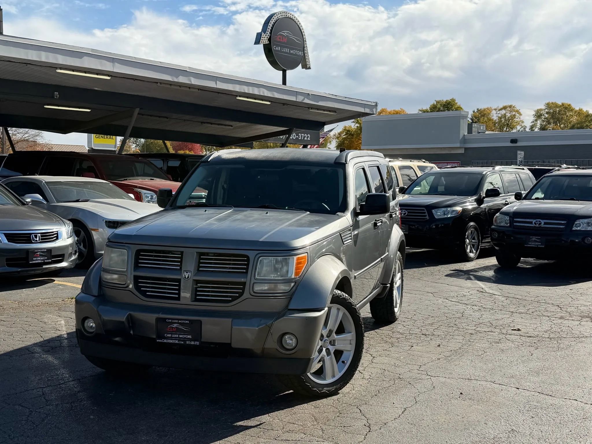 Used 2011 Dodge Nitro Heat w/ Popular Equipment Group image 1