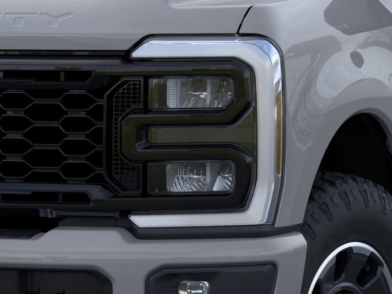 New 2026 Ford F250 4x4 Crew Cab Super Duty image 18