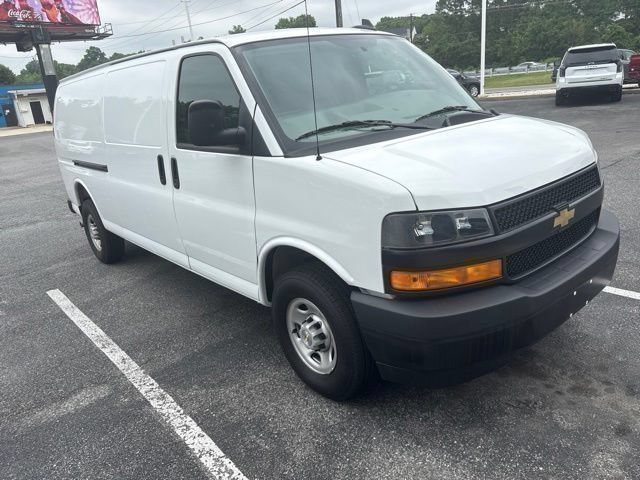 Used 2025 Chevrolet Express 2500 Extended w/ Driver Convenience Package RWD image 1