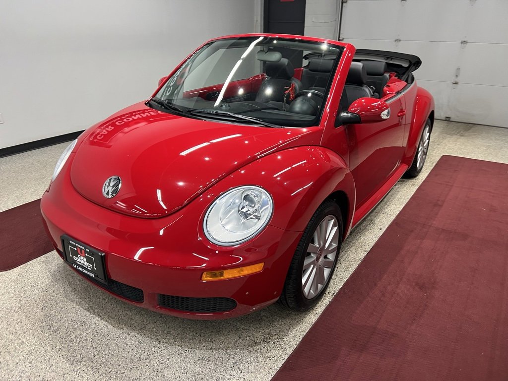 Used 2009 Volkswagen Beetle S image 4