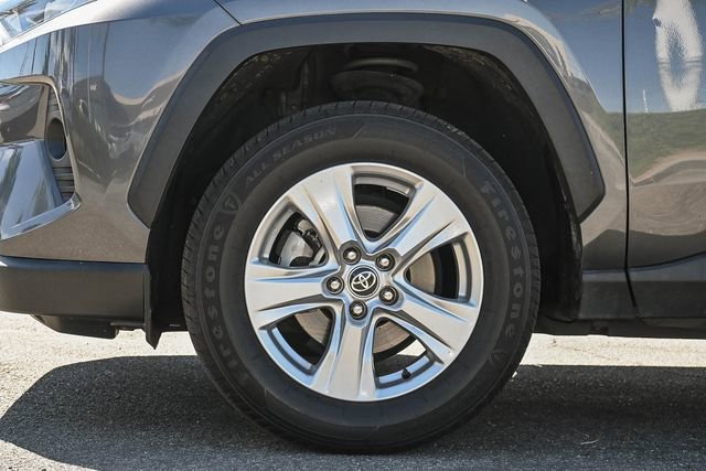 Used 2021 Toyota RAV4 XLE image 11