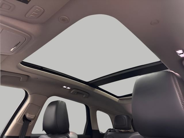 Used 2025 Lincoln Corsair Reserve w/ Equipment Group 202A image 21