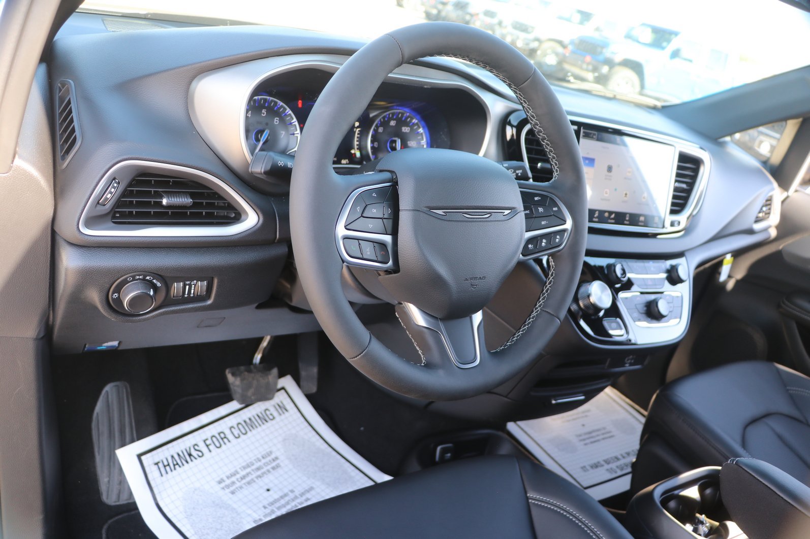 New 2027 Chrysler Pacifica LX FWD image 15