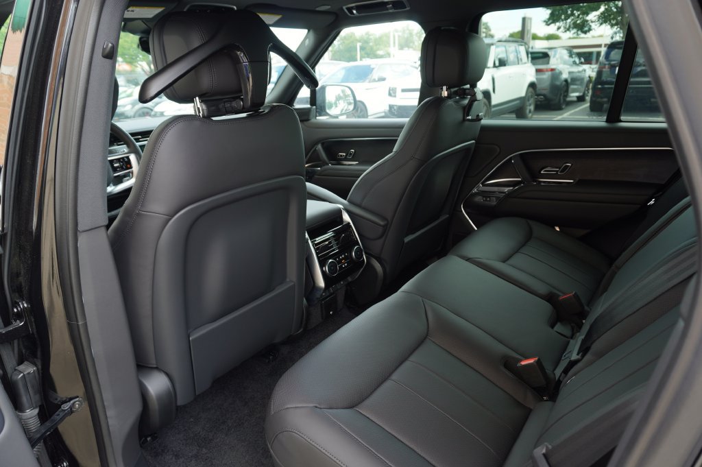 New 2026 Land Rover Range Rover SE AWD/4WD image 27