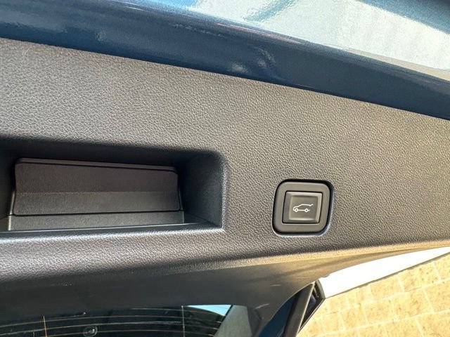 Used 2026 Buick Enclave Preferred FWD image 11
