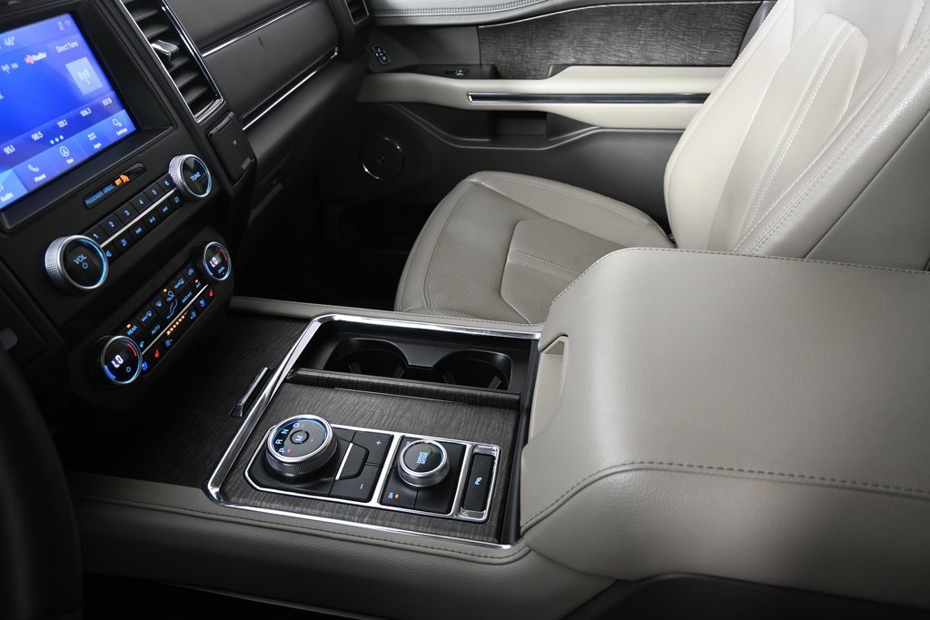 Used 2021 Ford Expedition Limited image 35