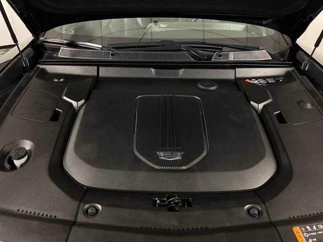 Certified 2024 Cadillac Lyriq Sport w/ LPO, Floor Liner Package AWD/4WD image 39