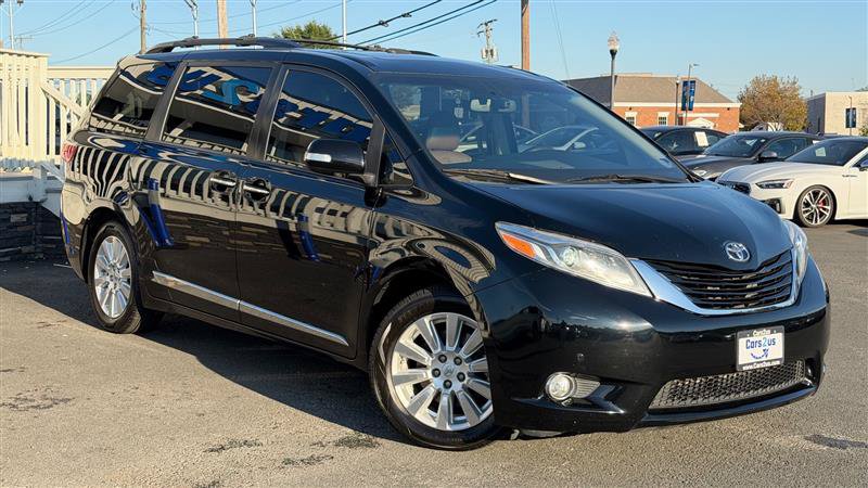 Used 2017 Toyota Sienna Limited Premium FWD image 7