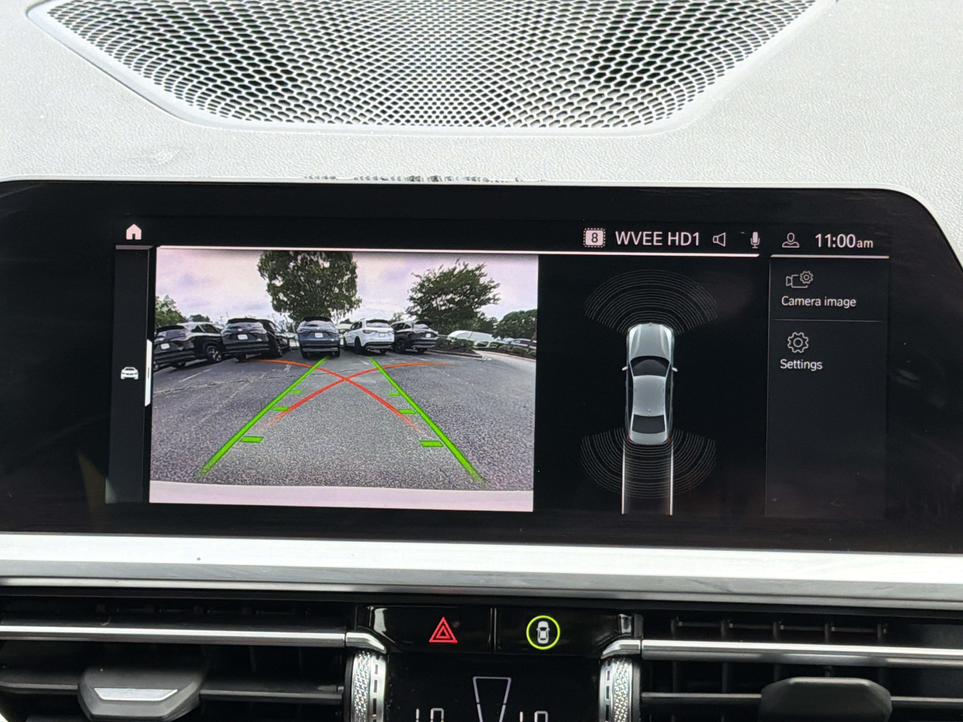 Certified 2022 BMW 330i Sedan w/ M Sport Package RWD image 4