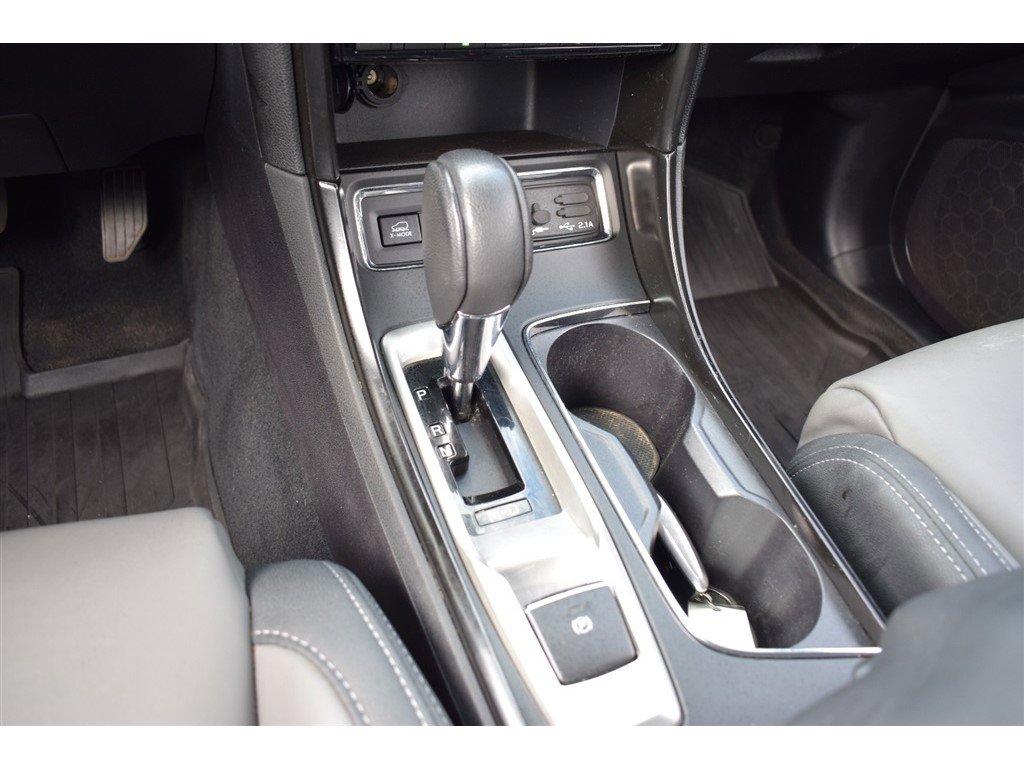 Used 2022 Subaru Ascent Onyx Edition image 26