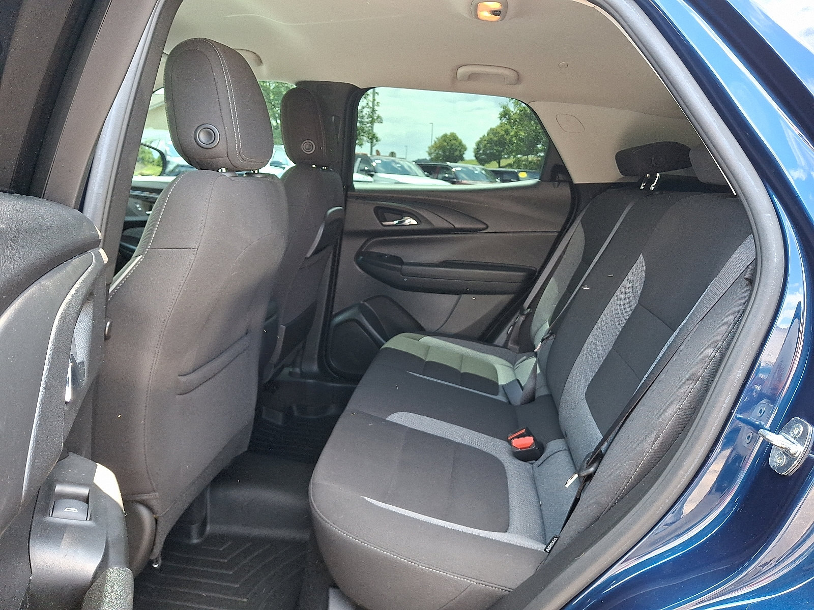 Used 2022 Chevrolet TrailBlazer LT w/ Driver Confidence Package AWD/4WD image 10