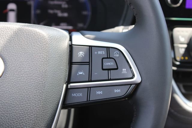 Used 2025 Toyota Grand Highlander AWD Hybrid image 18