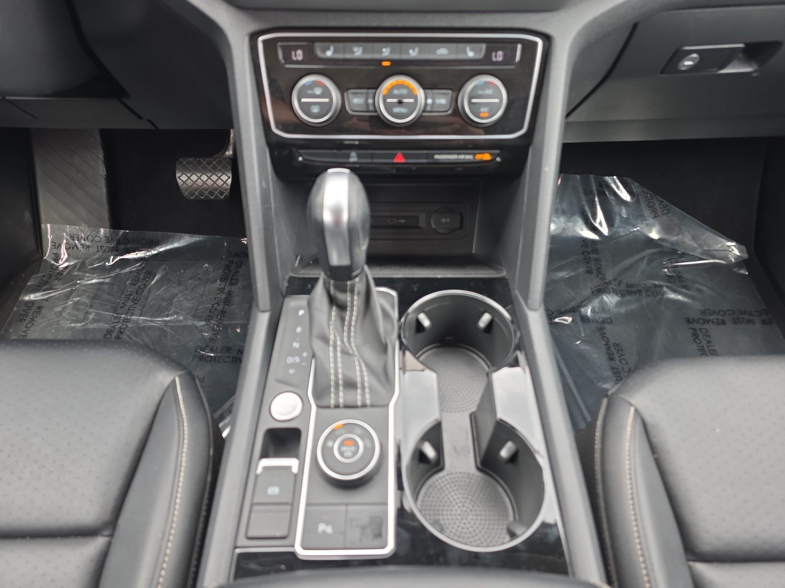 Used 2022 Volkswagen Atlas SE AWD/4WD image 13