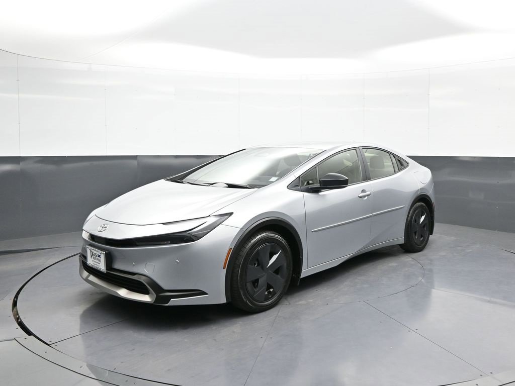 Certified 2024 Toyota Prius Prime SE image 1