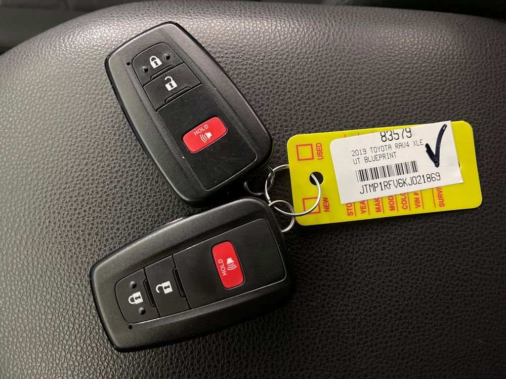 Certified 2019 Toyota RAV4 XLE w/ All Weather Liner Package AWD/4WD image 24