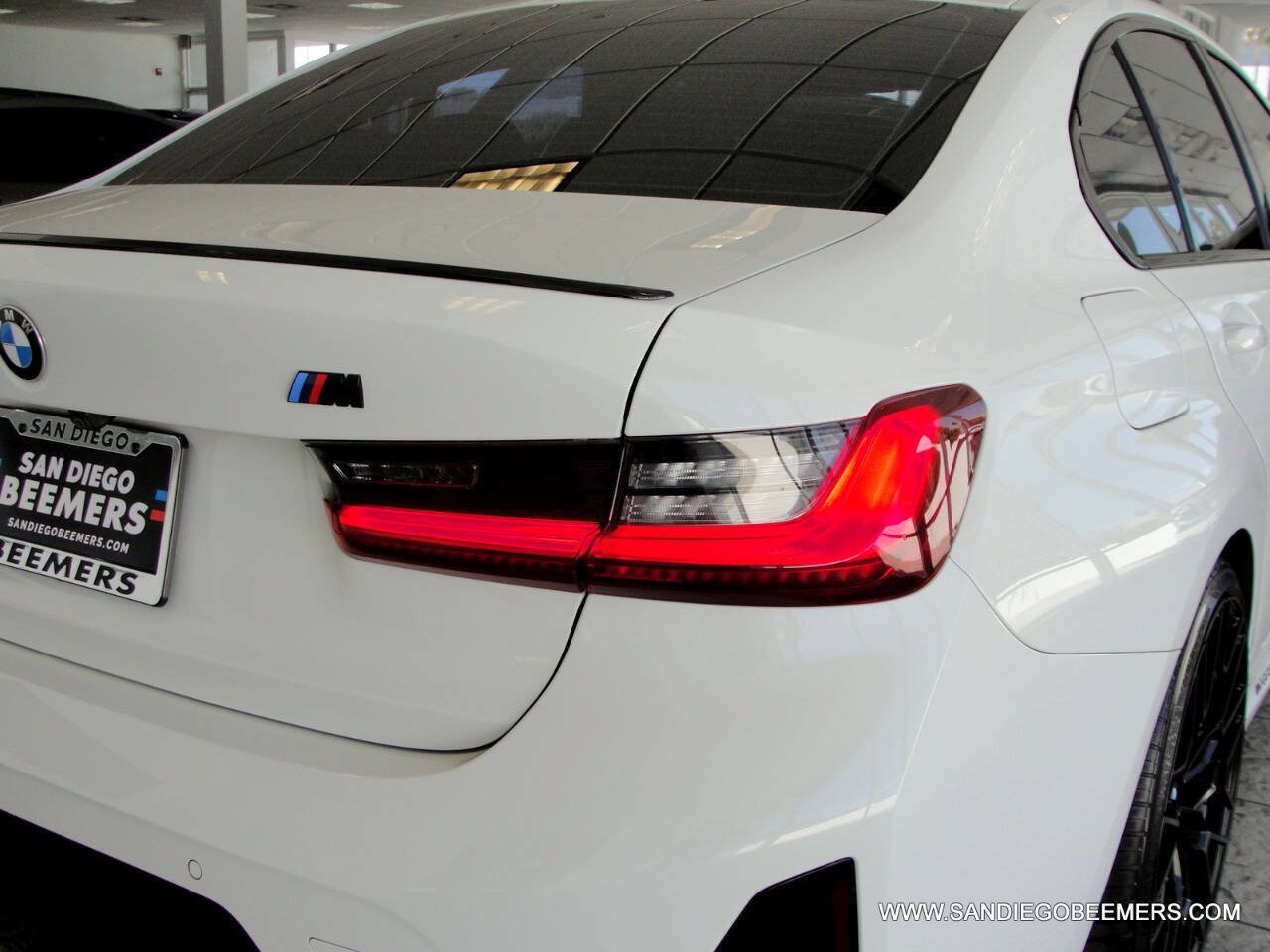 Used 2023 BMW 330i Sedan w/ M Sport Package RWD image 12
