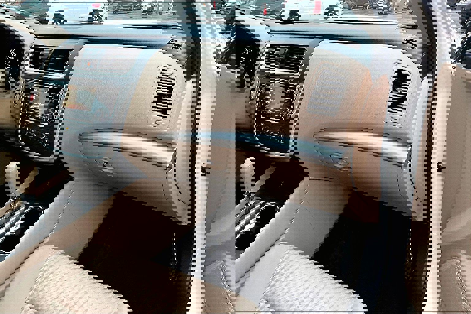 Used 2016 Nissan Altima 2.5 S w/ Power Driver Seat Package image 14