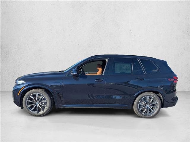 New 2026 BMW X5 xDrive50e w/ M Sport Package AWD/4WD image 5