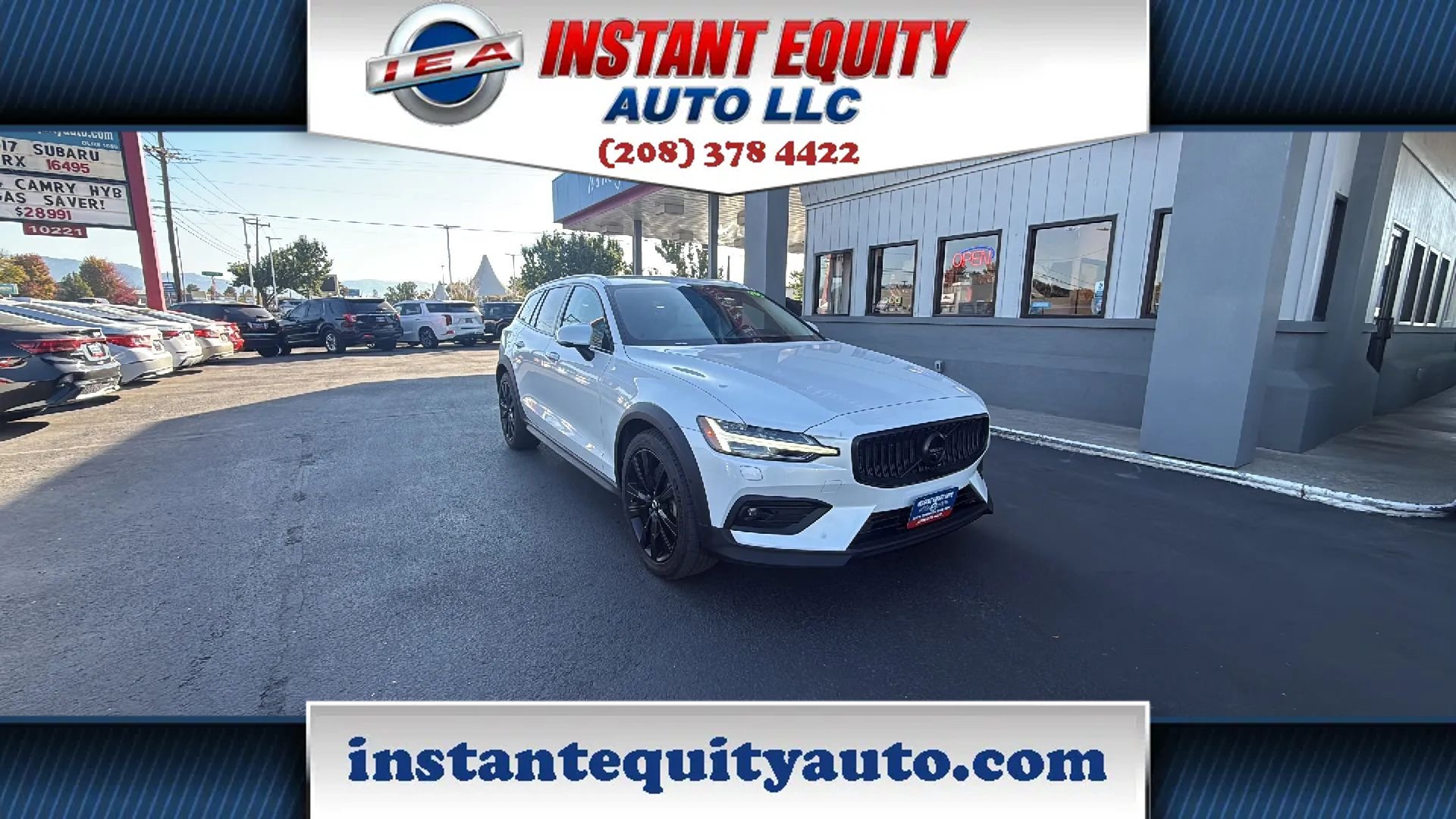 Used 2022 Volvo V60 T5 Cross Country w/ Advanced Package