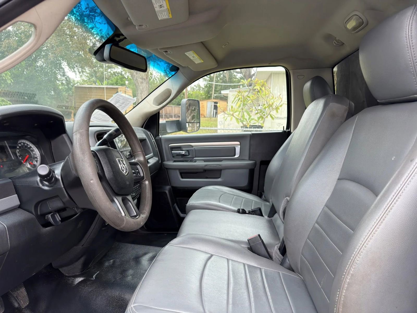 Used 2018 RAM 5500 Tradesman w/ Power & Remote Entry Group image 17