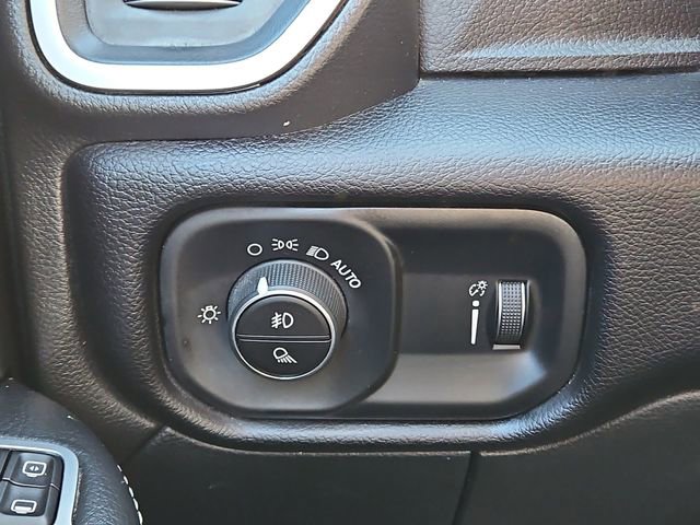 Used 2024 RAM 3500 Big Horn AWD/4WD image 18