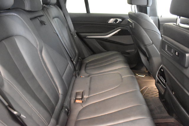 Used 2021 BMW X5 xDrive40i w/ Premium Package AWD/4WD image 17