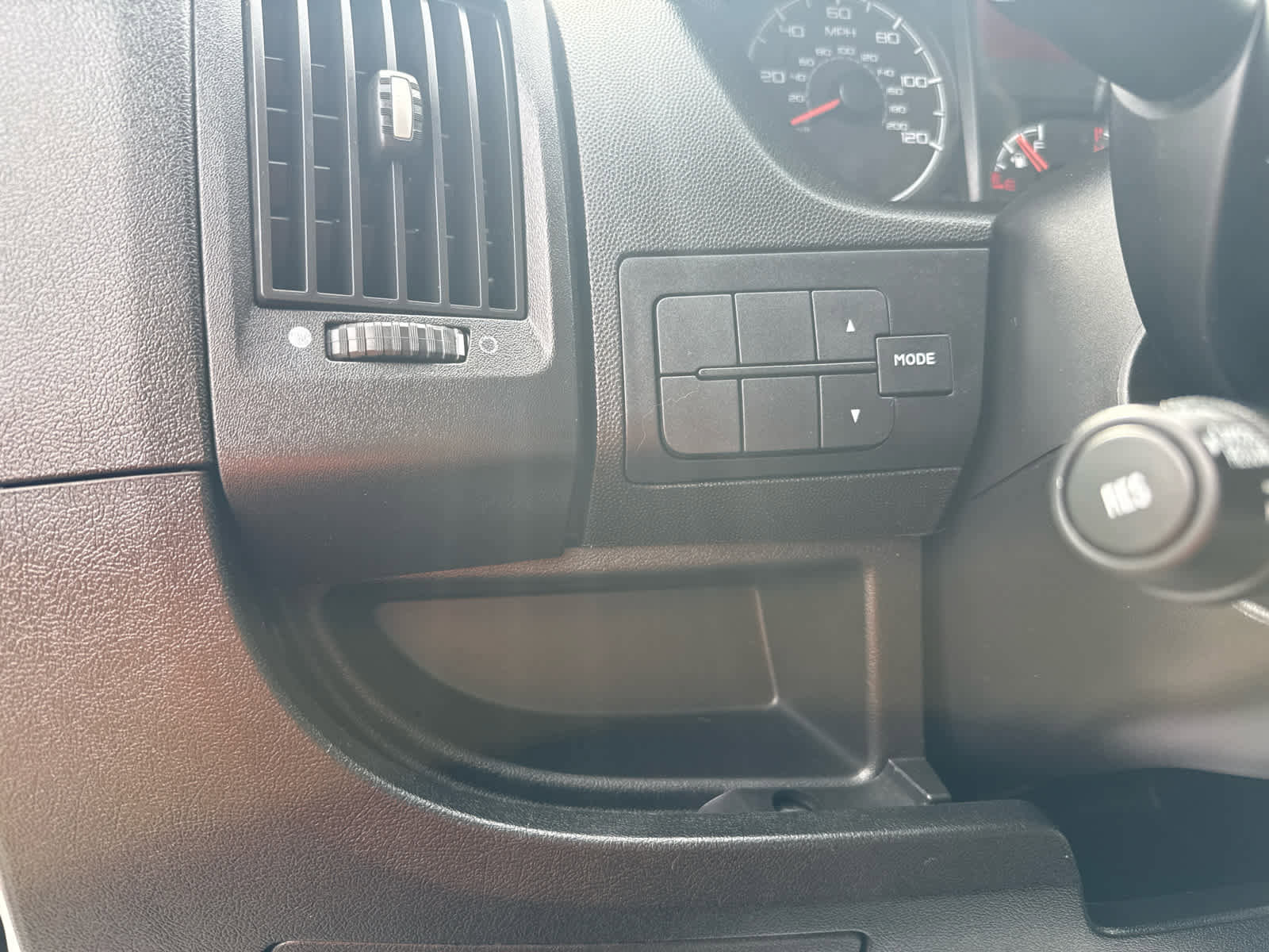 Used 2017 RAM ProMaster 1500 FWD image 16