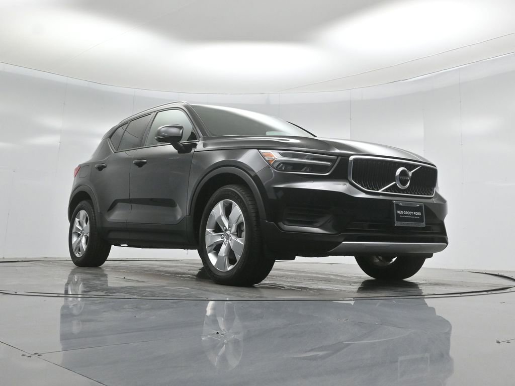Used 2022 Volvo XC40 T5 Momentum AWD/4WD image 44
