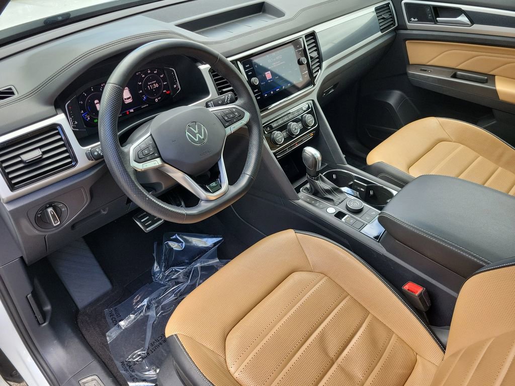 Used 2023 Volkswagen Atlas Cross Sport SEL Premium R-Line image 21