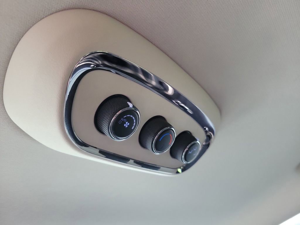 Used 2015 Dodge Durango SXT w/ Quick Order Package 23B image 32